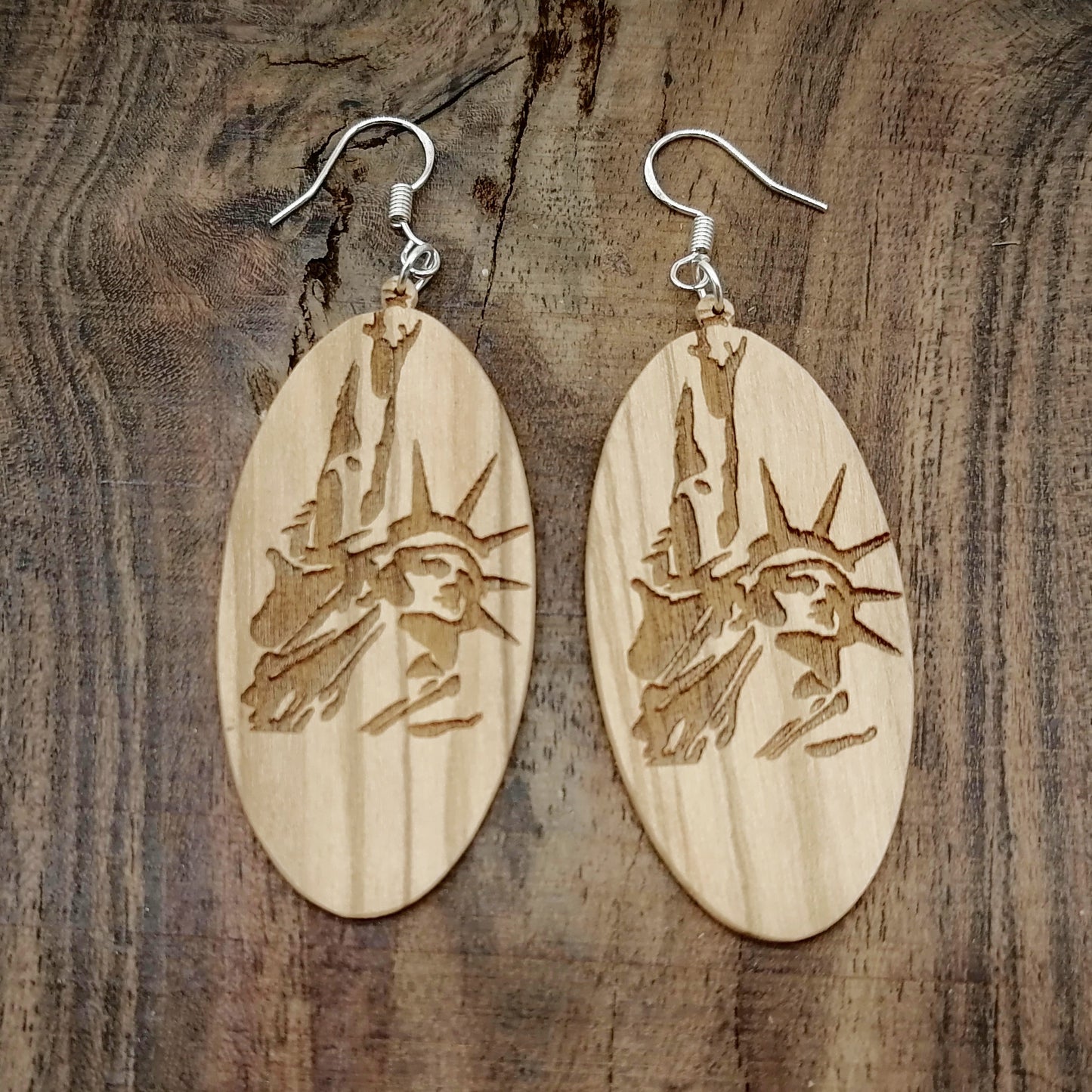 olive wood Handmade  Earrings ear040