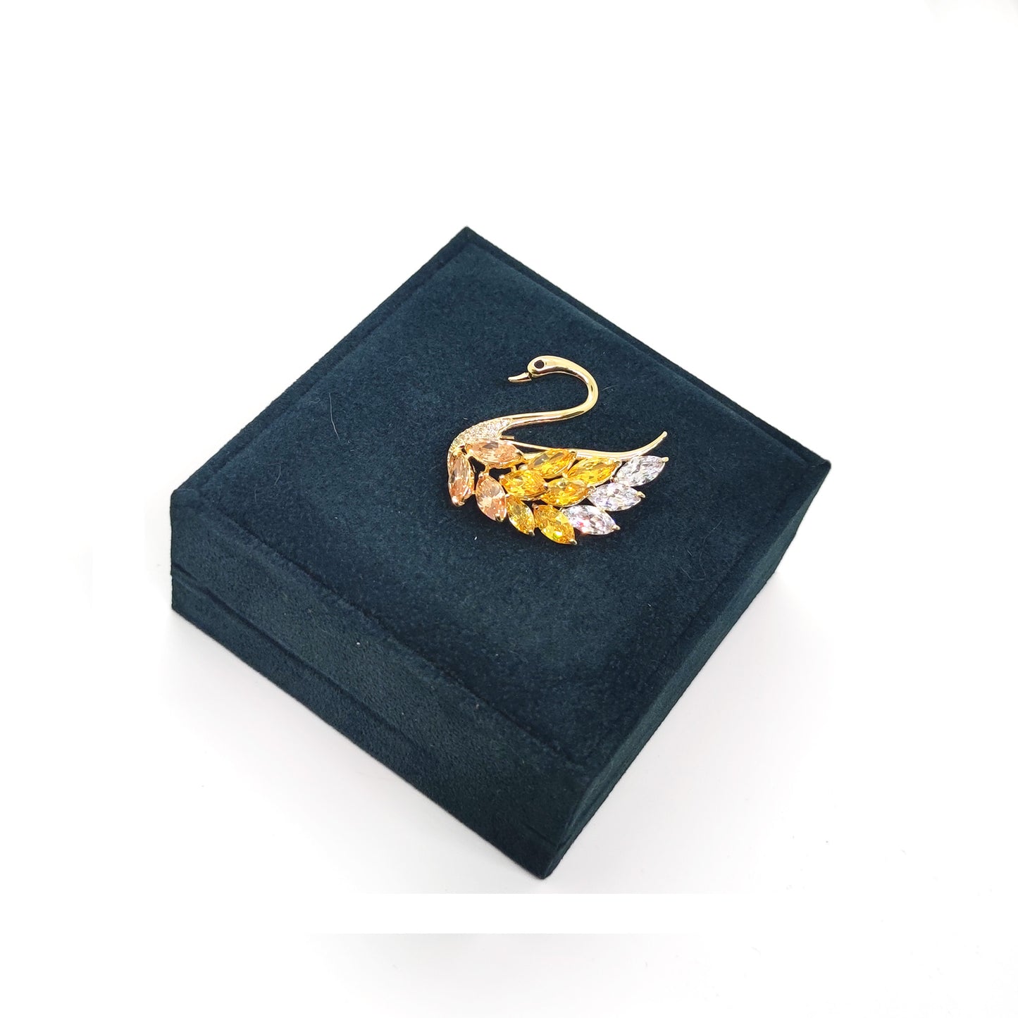 Gorgeous Swan Brooch, Gemstone for Wedding